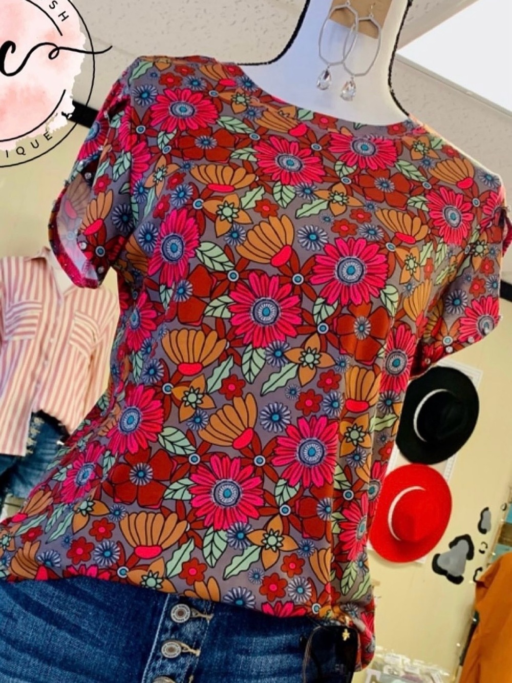 Blingy Floral and Concho Short Sleeve Crewneck Top